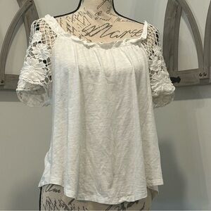 Love On A Hanger White Top Crocheted Short Sleeves Loose Fit Size Medium Comfy